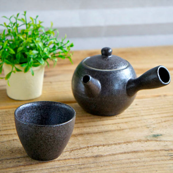 Mino Ware Teapot and Teacup Set Black -Omotenashi Square